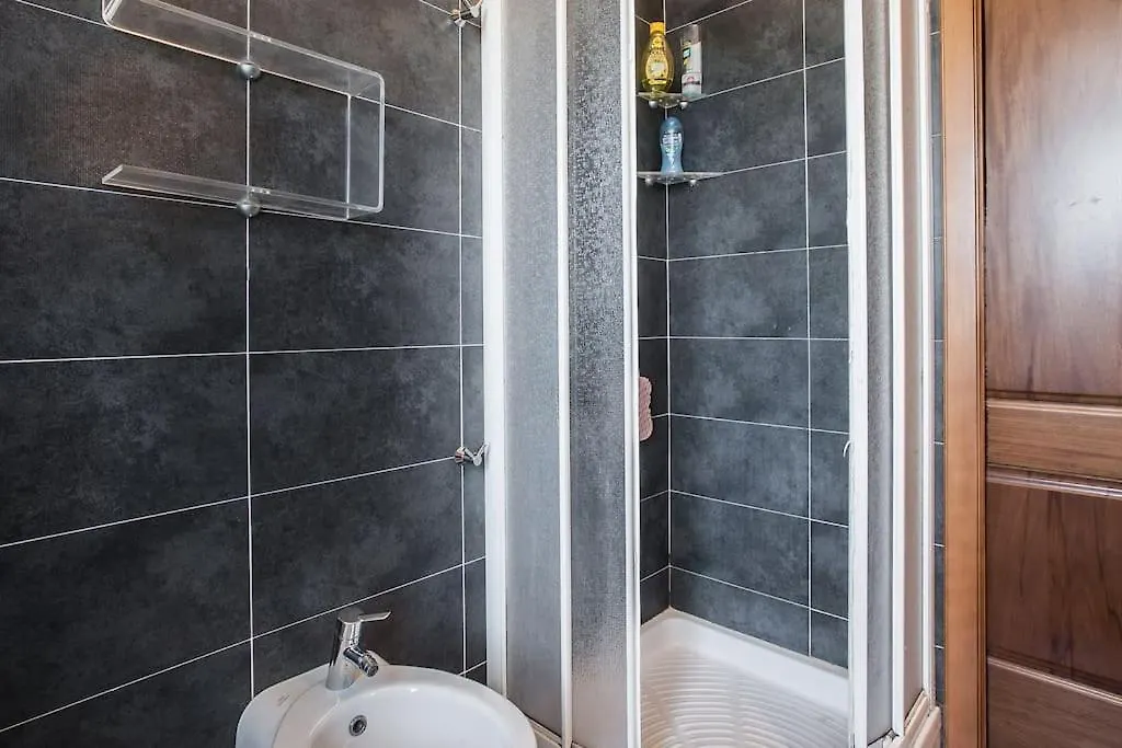 Modern Apartment Giovanni Square Iun Q6922 Cagliari
