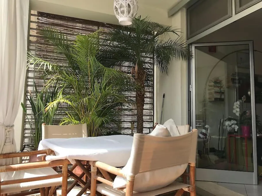 Modern Apartment Giovanni Square Iun Q6922 Cagliari